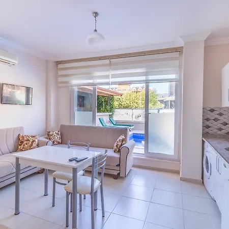 Near To Center And Апартаменты Мармарис